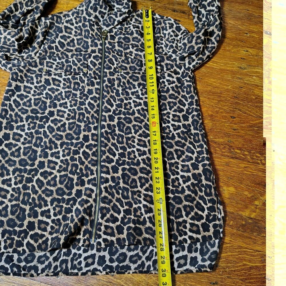 Michael Kors Leopard Print Front Zip Blouse Wmns Size Large/T679 - Picture 9 of 9